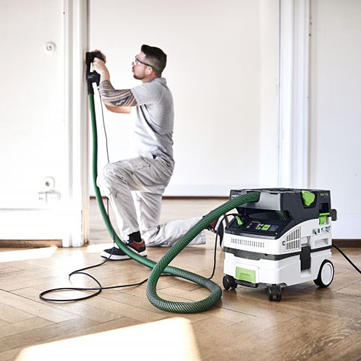 Festool TS 75 EBQ-Plus 230V GB Circular Plunge Cut Saw - 576114 With Mobile Dust Extractor 578315