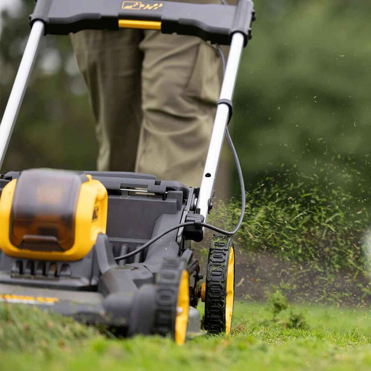 Dewalt DCMWP500N-XJ 54V XR Flexvolt Brushless 53cm Lawn Mower Body Only