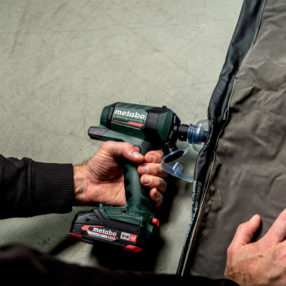 Metabo BP 18 LTX BL 18V Brushless Blower with 1 x 2.0Ah Battery Charger & Bag